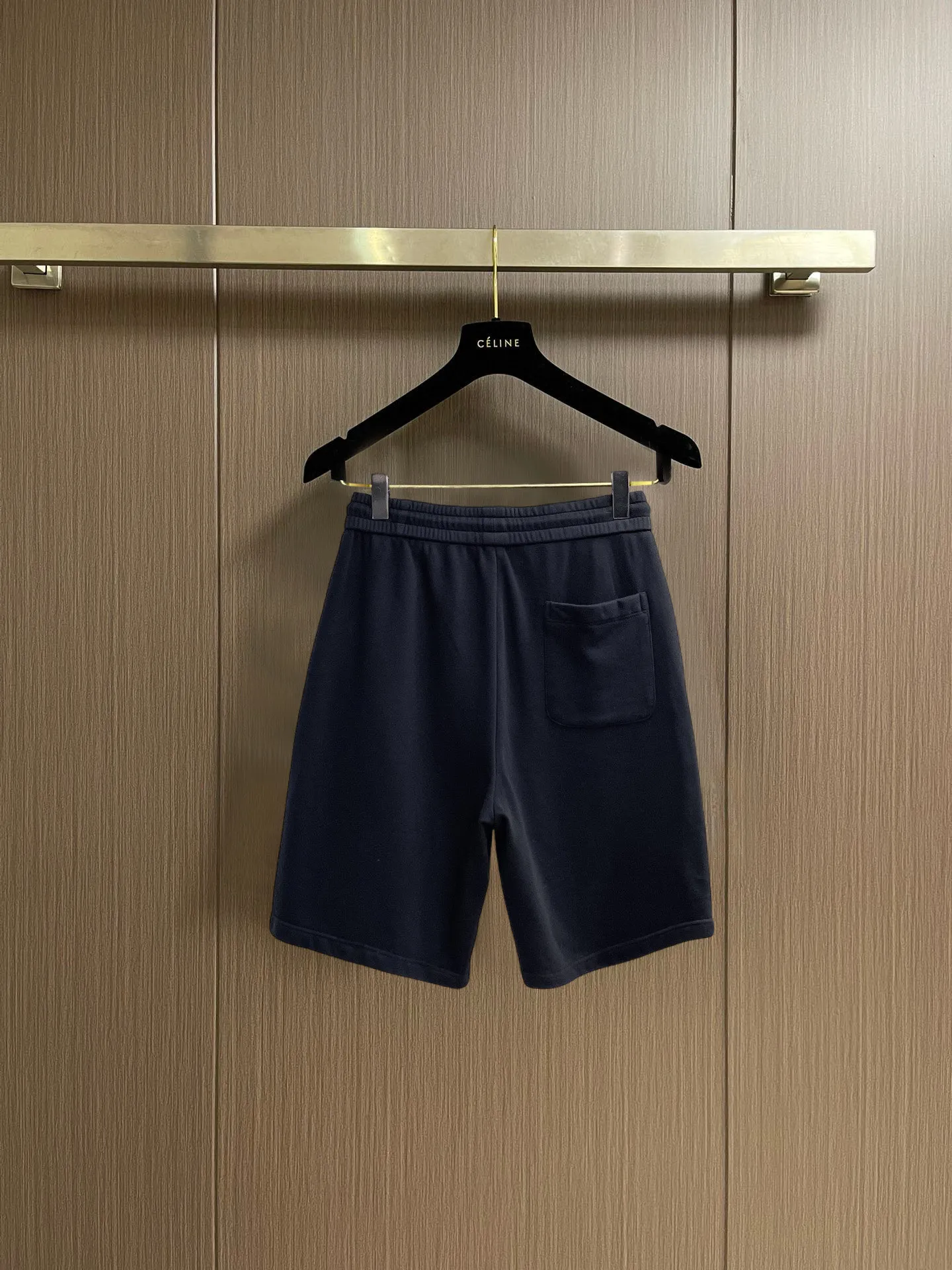 Balenciaga's three-standard complete 2026 summer New Arrival men's casual shorts, advanced custom-made Breathable fabric, Breathable fabric, extremely stretchy and comfortable, impeccable details, top-grade accessories, original logo design concept, delicate and soft feel! The upper body fit is awesome! Size: M-XXXL Please state your height and weight when ordering
